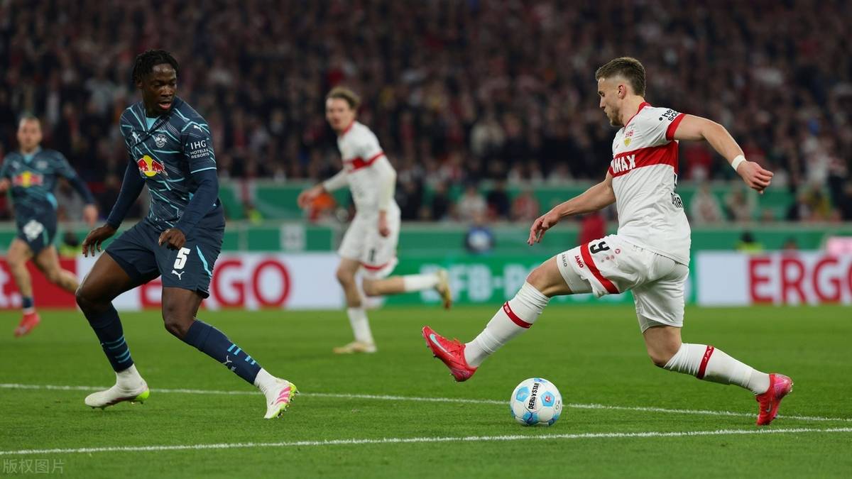 尊龙凯时-沙尔克爆冷负于云达不来梅，遭遇连败